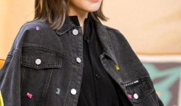 娱乐吃瓜女艺人定位,那些热衷于吃瓜的女艺人，她们的生活与事业